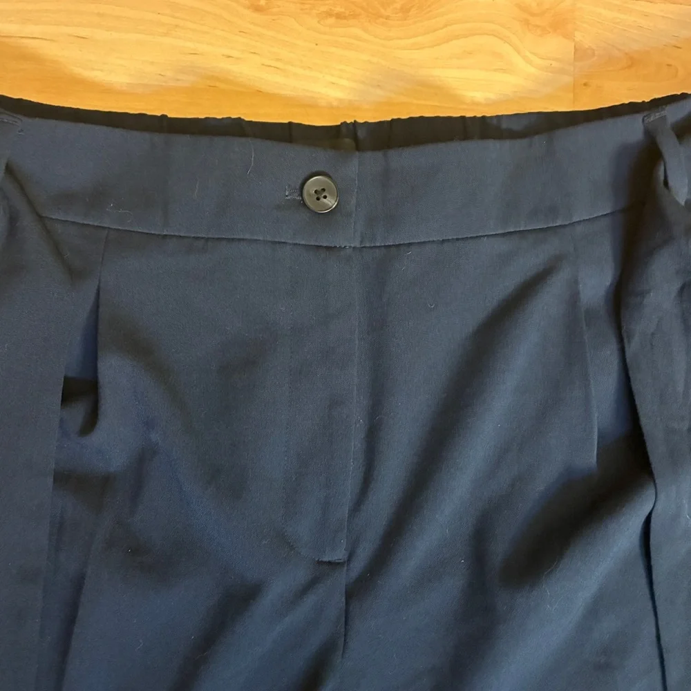 Reitmans Women’s Navy Straight Leg Pants – Size 20P (petite) - Picture 2 of 6